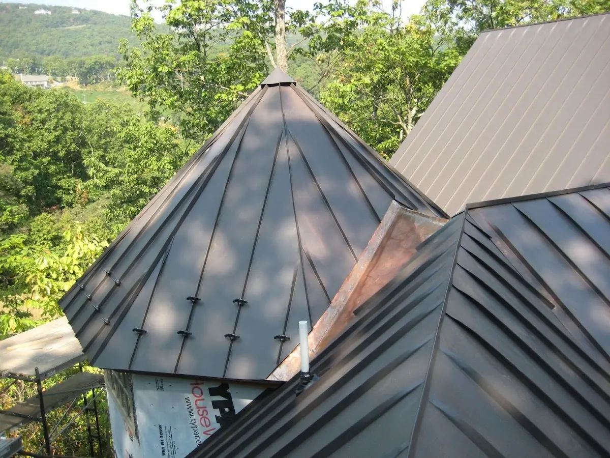 Professional Gutter Cleaning by Craftsman Roofing in Hawaiian Paradise Park